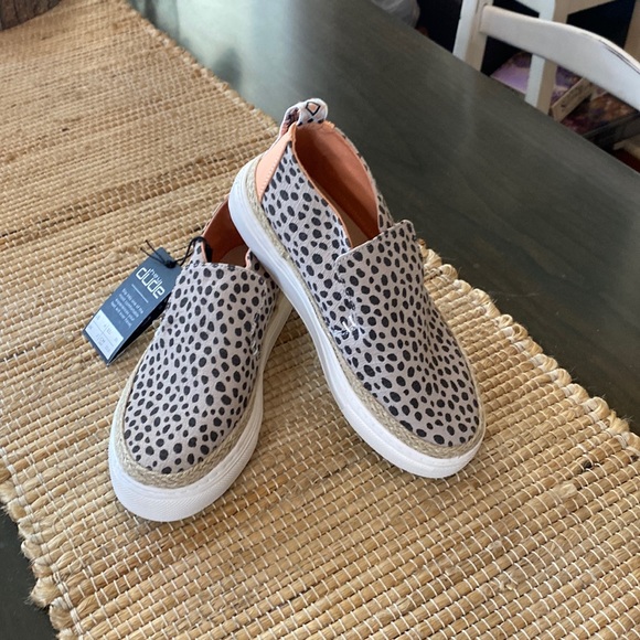 Hey Dude Peyton Cheetah Beige Shoes 